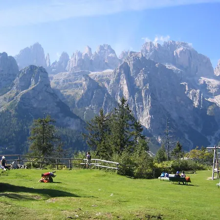 Dolomiti Olimpia ホテル 3*